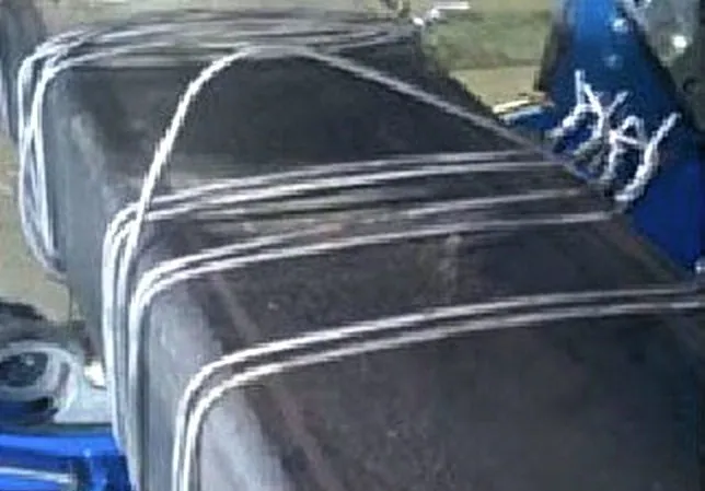 Loose double binding for easy lifting