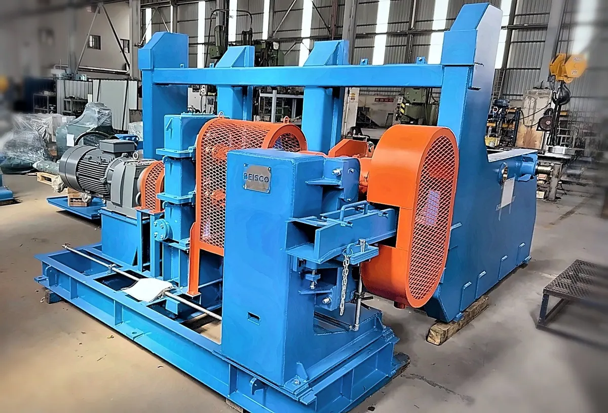 Pinch roll unit in the workshop